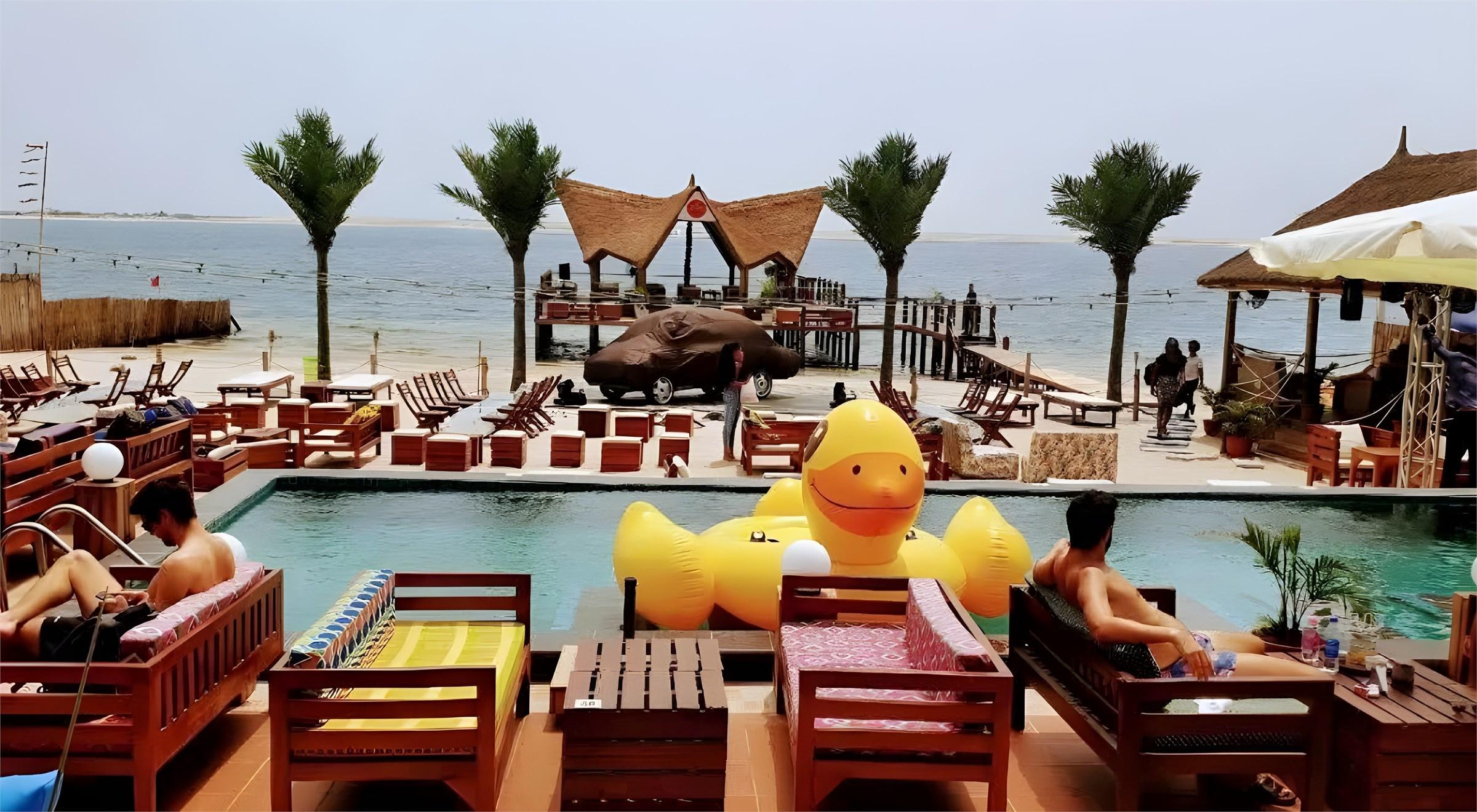 Discover Landmark Beaches and Waterfronts